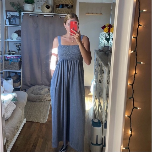 Nasty Gal grey runched comfortable jumpsuit - Picture 3 of 11